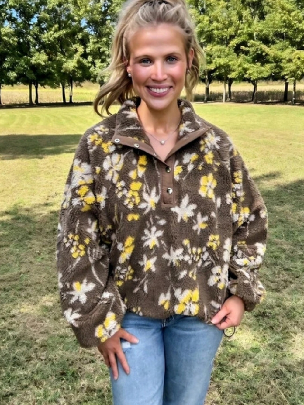 Mocha Floral Fleece Pullover Size Large NWT